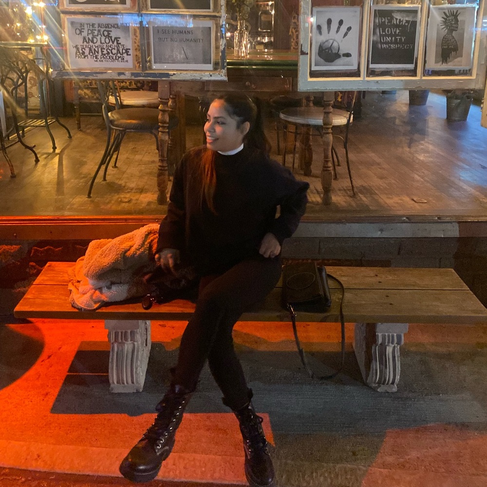 Meet your Posher, Briana
